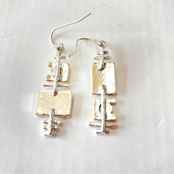 BNWT Green Onyx Marble Effect Geometric Silver Back Earrings - Chic & Versatile - Picture 3 of 10